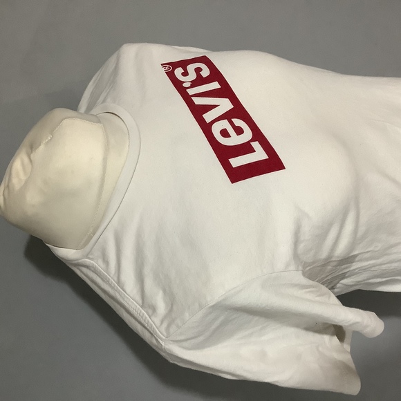 Levi’s Crew Neck T Shirt - Size M - White - Spellout - Classic - P2P 20” - Picture 4 of 8